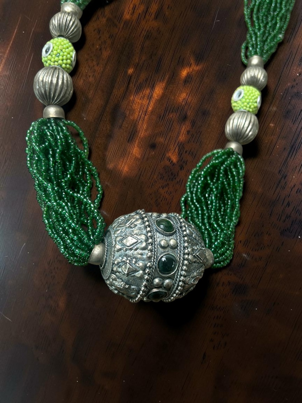 Statement Green Beaded Necklace Silver-Tone Focal Bead - Picture 2 of 4